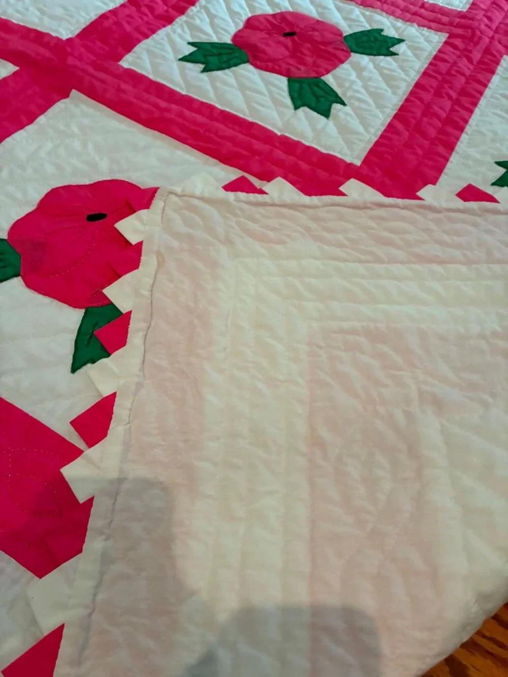 Beautiful Hand Quilted Embroidered Pansy Applique Quilt 73x87